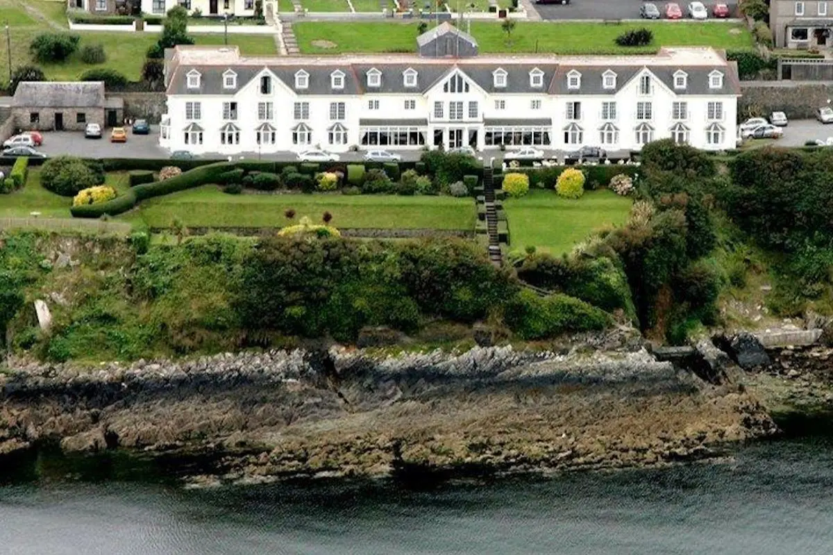 bayview-hotel-garryvoe-luftaufnahme