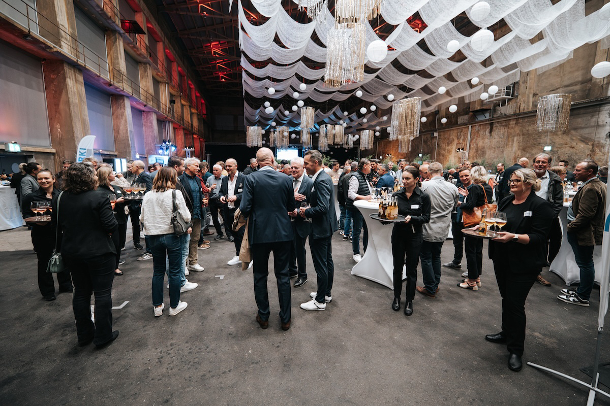 staerki-bau-75-people-45